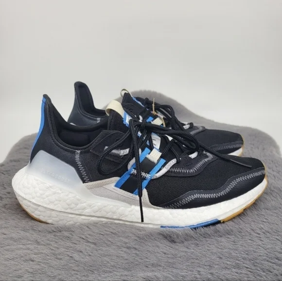 New Adidas Parley X Ultraboost 22 Women's Running Shoes Size 8